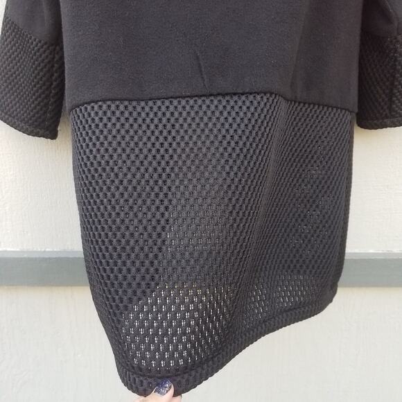 Yan Yan | Black Button Up Jacket w/ Mesh Details - Picture 5 of 6